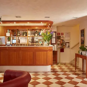3* Отель Commercio & Pellegrino